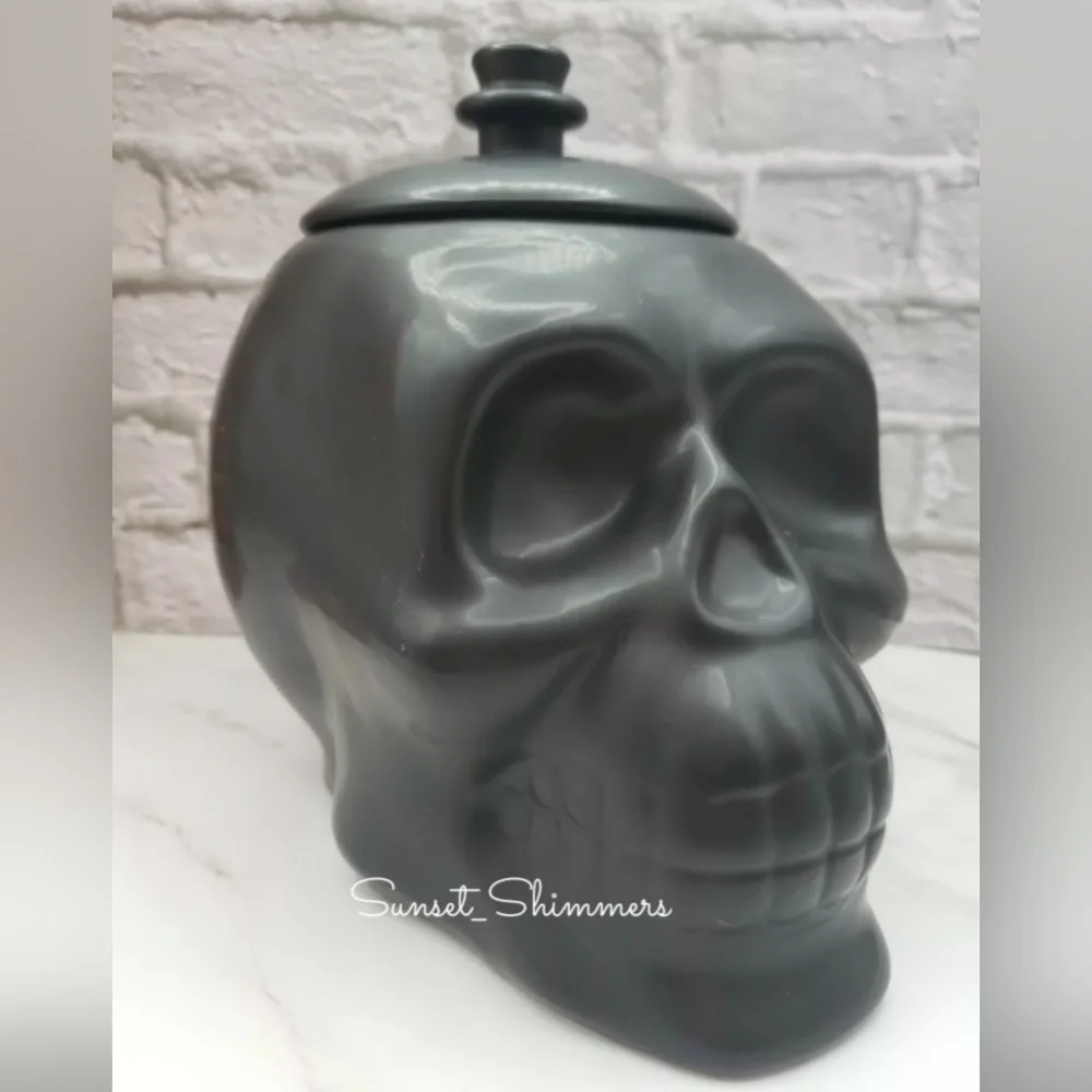 New Goth Matte Black Skull Cookie Jar Canister Halloween Skeleton Gothic New
